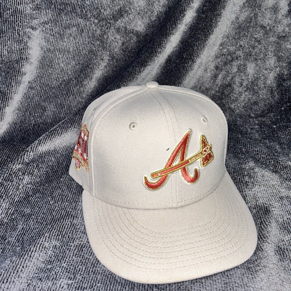 Rose Gold Braves Fitted Hat 7 1/8 - Picture 1 of 1